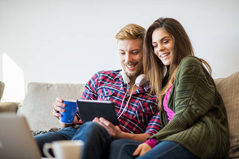 Relationship Coaching for Couples Who Feel More Like Roommates Than Partners